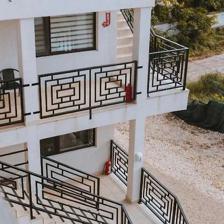 Casa Ryn Guest house *