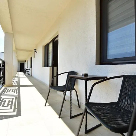 Affittacamere Casa Ryn Vama Veche